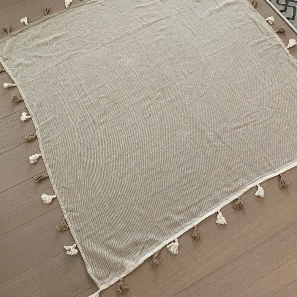 Scarf - Picture 3 of 4